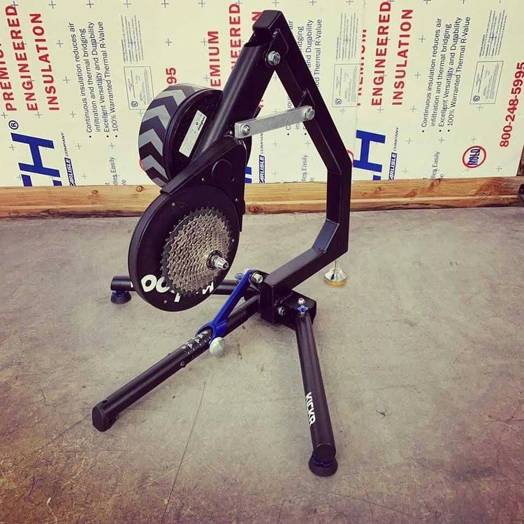 Wahoo Kickr flip bracket for handcycle