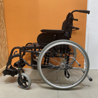 Clearance - Invacare Action 4 NG Heavy Duty Whelechair 24” Wide
